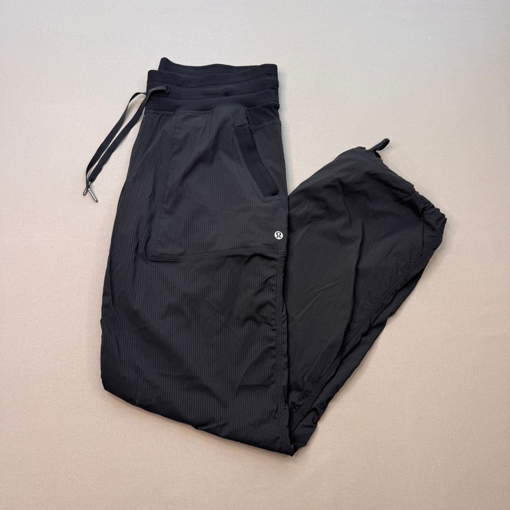 Lululemon Black Pinstripe Cargo Athletic Pants Adjustable Hem Size 8